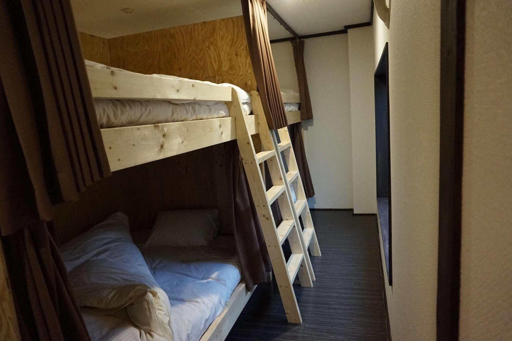 Uni Hostel Oszaka Kültér fotó
