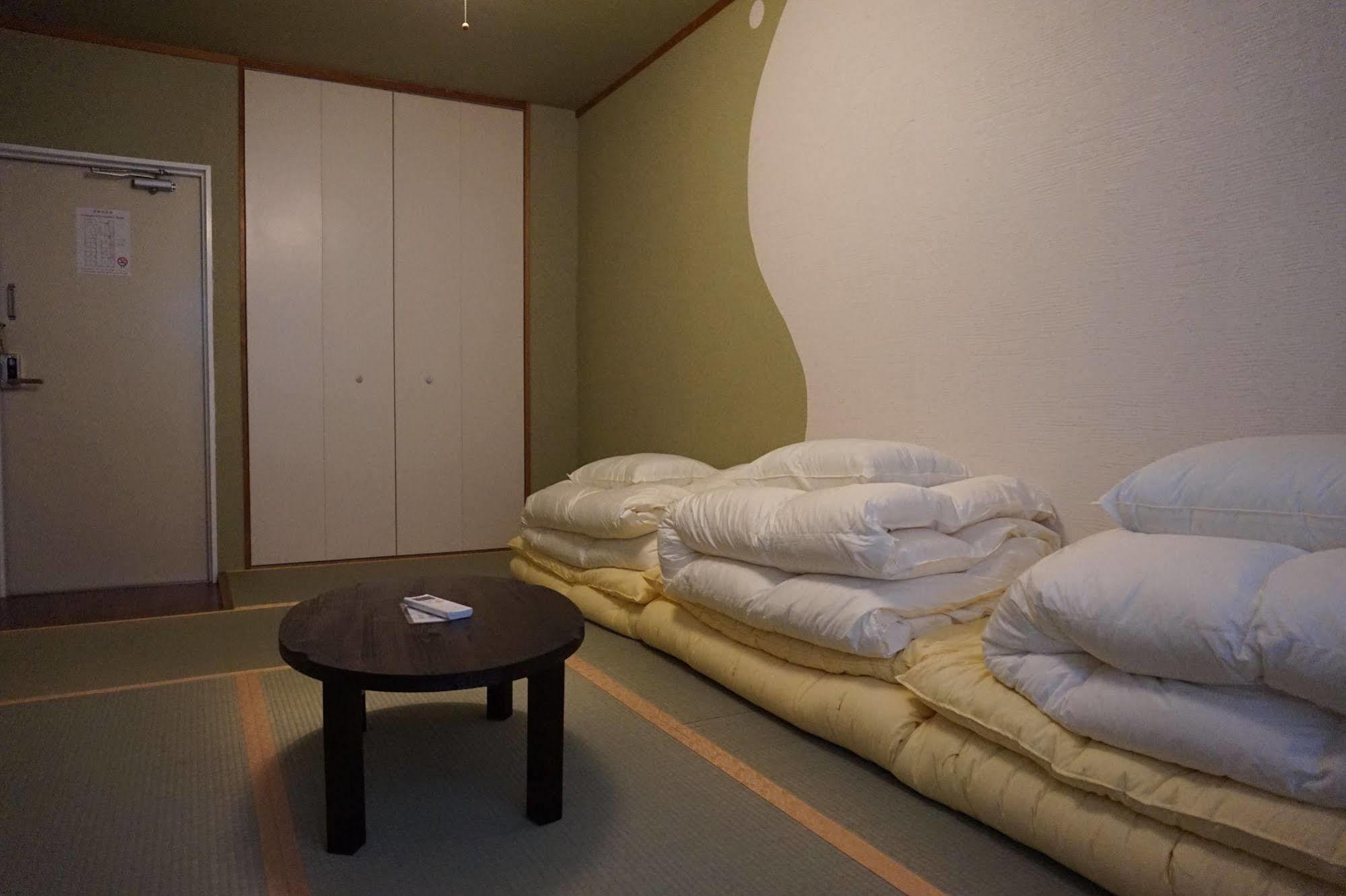 Uni Hostel Oszaka Kültér fotó
